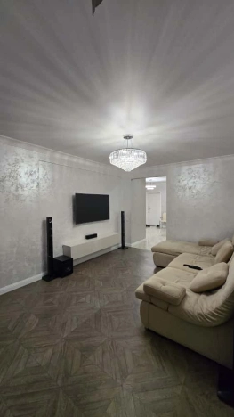 Купить трехкомнатную квартиру в Ростовской области. Вариант № 5922387, 5, площадь -  квм, цена 14900000 рублей