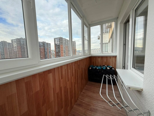 Купить однокомнатную квартиру в Новороссийске. Вариант № 7803119, 11, площадь -  квм, цена 6800000 рублей