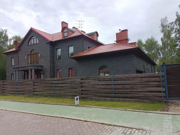 Купить дом в Москве. Вариант № 9110396, 0, площадь - квм, цена 93000000 рублей