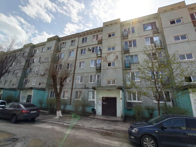 Купить трехкомнатную квартиру в Микрорайоне 8-й, Элиста в Элисте. Вариант № 31426, 0, площадь -  квм, цена 6000000 рублей