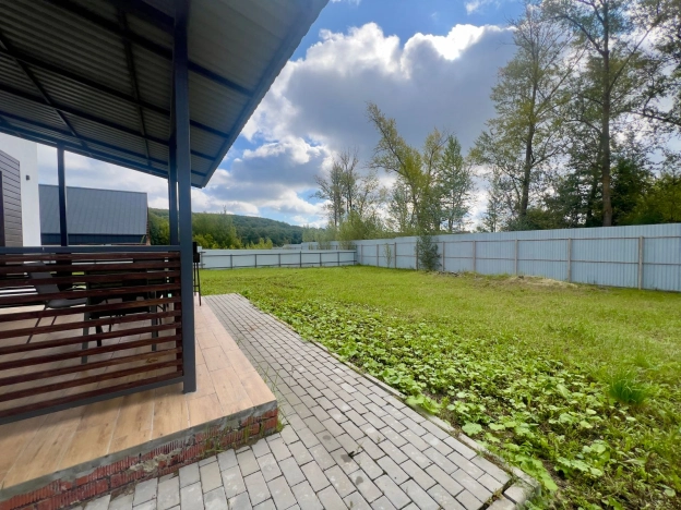 Купить дом на улице Спортивная в Пензенской области. Вариант № 2487109, 8, площадь - квм, цена 26500000 рублей