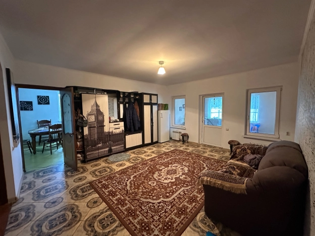 Купить четырехкомнатную квартиру в Калининградской области. Вариант № 8268923, 17, площадь -  квм, цена 5100000 рублей