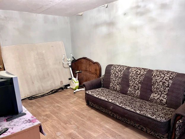 Купить трехкомнатную квартиру на улице Совхозная в Владимирской области. Вариант № 10071615, 6, площадь -  квм, цена 3500000 рублей