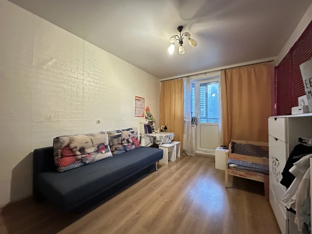 Купить Студию на вторичке на улице проспект Королёва в Санкт-Петербурге. Вариант № 8233935, 6, площадь -  квм, цена 5750000 рублей