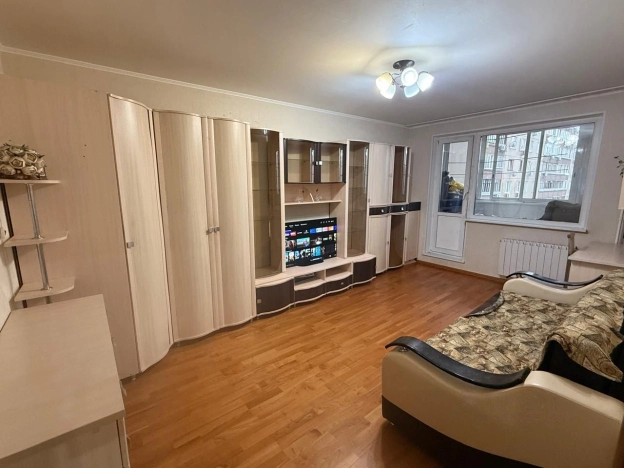 Купить квартиру в Москве. Вариант № 9817522, 3, площадь -  квм, цена 25000000 рублей