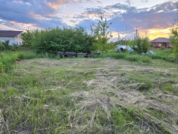 Купить земельный участок на улице 2-й проезд Добролюбова в Пензе. Вариант № 53797, 4, площадь -  квм, цена 2050000 рублей