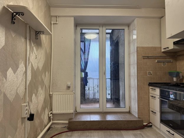 Купить трехкомнатную квартиру на улице Звероводческая в Калининградской области. Вариант № 43022, 25, площадь - квм, цена 3600000 рублей