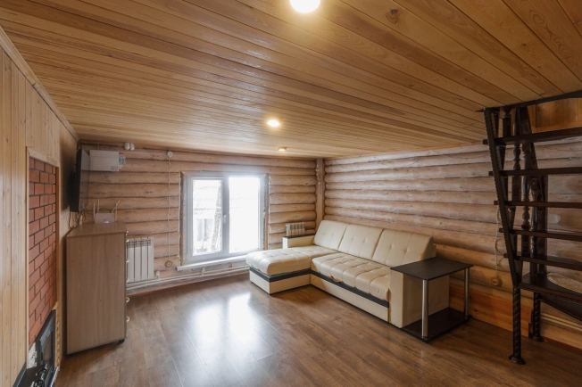 Купить дом в Омске. Вариант № 18181, 4, площадь -  квм, цена 4900000 рублей