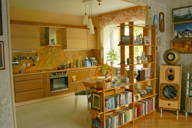 Купить трехкомнатную квартиру на улице проезд Алексея Афанасьева в Петрозаводске. Вариант № 6907633, 0, площадь -  квм, цена 15999999 рублей