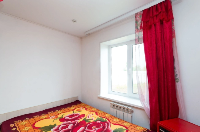 Купить дом в Микрорайоне Восточный, Тобольск в Тобольске. Вариант № 2438, 5, площадь -  квм, цена 3500000 рублей