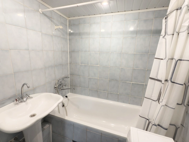 Купить трехкомнатную квартиру в Республике Марий эл. Вариант № 8002076, 14, площадь -  квм, цена 5890000 рублей