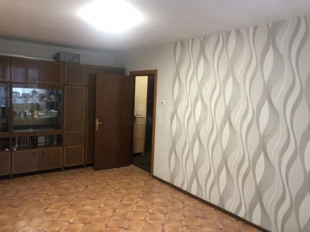 Купить квартиру в Москве. Вариант № 10414089, 6, площадь -  квм, цена 8000000 рублей