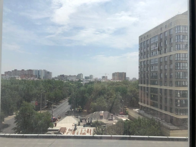 Купить трехкомнатную квартиру в Ростовской области. Вариант № 2893542, 5, площадь -  квм, цена 9200000 рублей