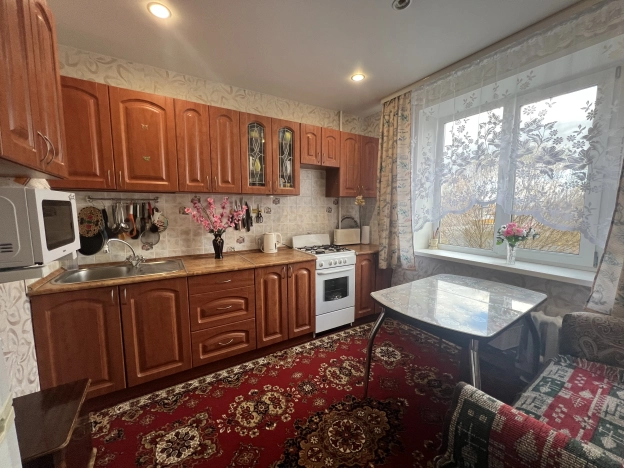 Купить квартиру в Луховицах. Вариант № 8604772, 6, площадь -  квм, цена 5500000 рублей