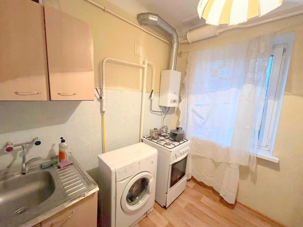 Купить квартиру в Краснодаре. Вариант № 42235, 10, площадь - квм, цена 4250000.0000 рублей