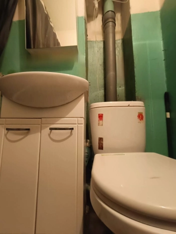 Купить двухкомнатную квартиру на вторичке на улице Южно-Моравская в Воронеже. Вариант № 10214671, 6, площадь -  квм, цена 3500000 рублей