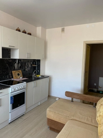 Купить трехкомнатную квартиру на улице Русская в Нижегородской области. Вариант № 10501200, 4, площадь -  квм, цена 9950000 рублей