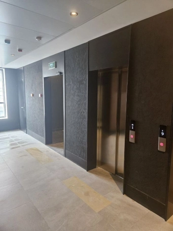 Купить квартиру в Москве. Вариант № 10278596, 35, площадь -  квм, цена 21499000 рублей