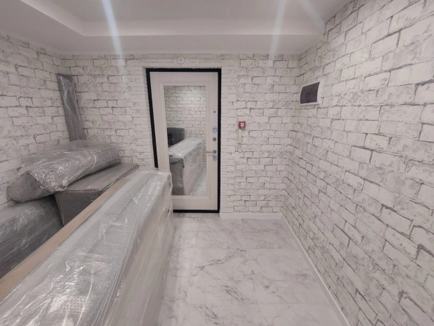 Купить трехкомнатную квартиру в Пушкине. Вариант № 5296, 22, площадь -  квм, цена 9800000 рублей