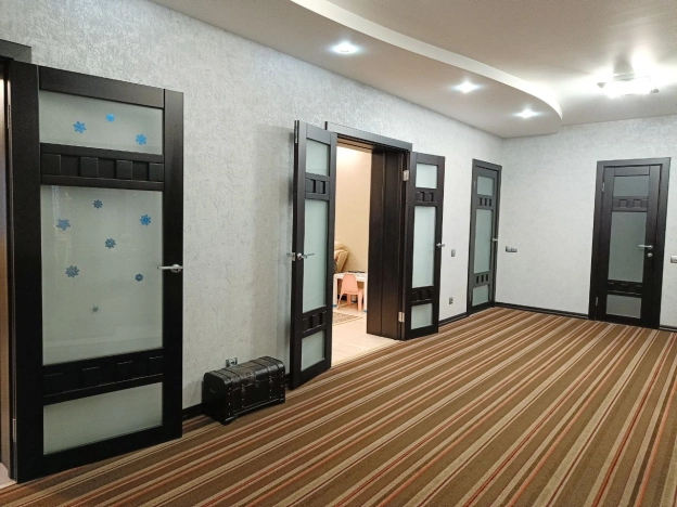 Купить трехкомнатную квартиру в Воронеже. Вариант № 9365145, 11, площадь - квм, цена 12000000 рублей