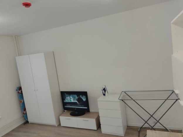 Купить квартиру в Москве. Вариант № 10432372, 4, площадь -  квм, цена 8300000 рублей