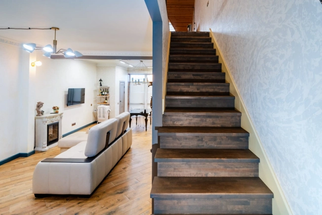 Купить таунхаус в Омске. Вариант № 8156864, 3, площадь -  квм, цена 18970000 рублей