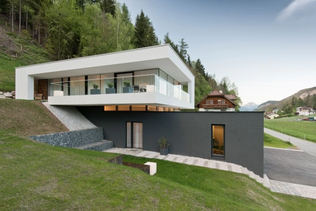 Купить земельный участок в Санкт-Петербурге. Вариант № 8744199, 5, площадь -  квм, цена 10700000 рублей