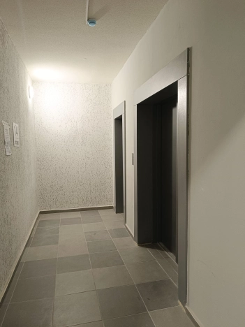 Купить двухкомнатную квартиру на улице 9 Января в Воронеже. Вариант № 17299, 16, площадь -  квм, цена 5160000 рублей