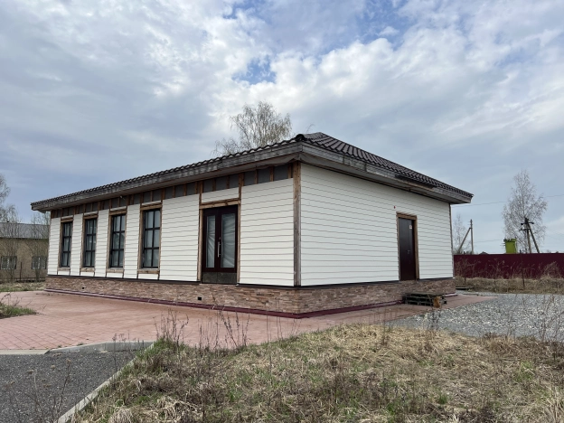 Купить дом на улице Верхняя в Ярославской области. Вариант № 37219, 3, площадь -  квм, цена 5600000 рублей