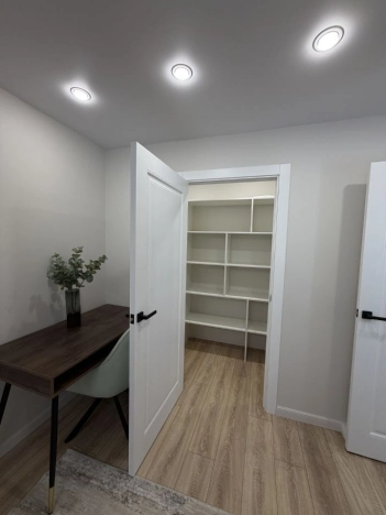 Купить двухкомнатную квартиру на улице Рождественская в Москве. Вариант № 10839834, 5, площадь -  квм, цена 16700000 рублей