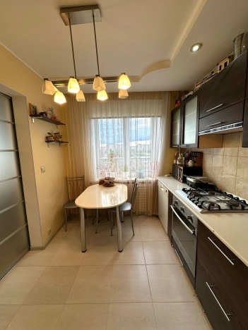 Купить квартиру на улице Беляева в Орске. Вариант № 2165344, 10, площадь - квм, цена 5800000 рублей