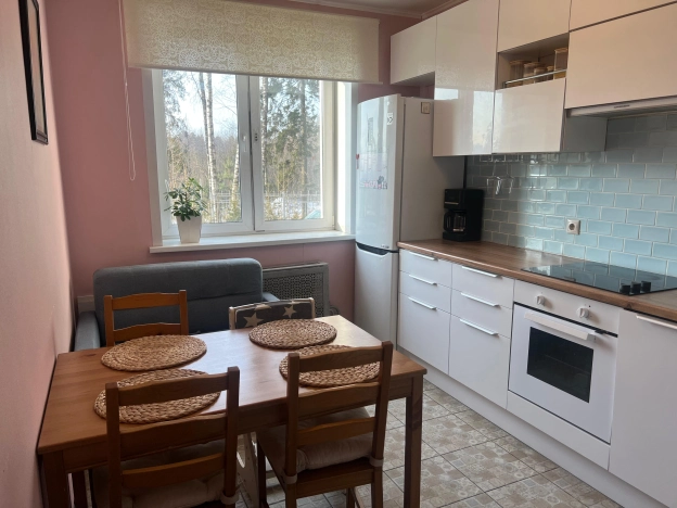 Купить однокомнатную квартиру в Одинцове. Вариант № 7658239, 10, площадь -  квм, цена 7700000 рублей