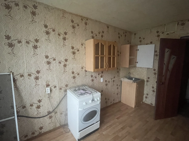 Купить однокомнатную квартиру в Рязанской области. Вариант № 9517473, 4, площадь -  квм, цена 1600000 рублей