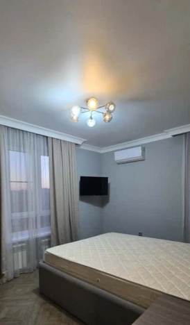 Купить трехкомнатную квартиру в Ростовской области. Вариант № 5922387, 13, площадь -  квм, цена 14900000 рублей