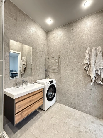 Купить квартиру в Москве. Вариант № 10134943, 10, площадь -  квм, цена 20000000 рублей