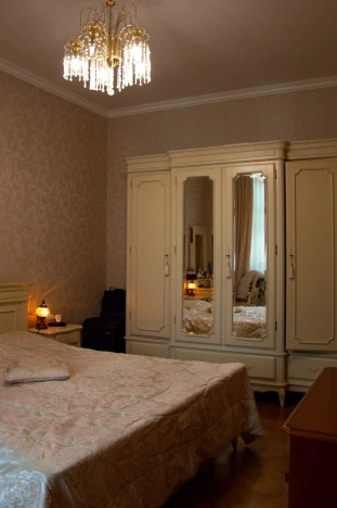 Купить квартиру в Москве. Вариант № 9955889, 3, площадь -  квм, цена 60600000 рублей