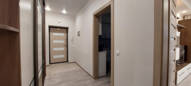 Купить двухкомнатную квартиру в Калининградской области. Вариант № 10180723, 30, площадь -  квм, цена 17900000 рублей