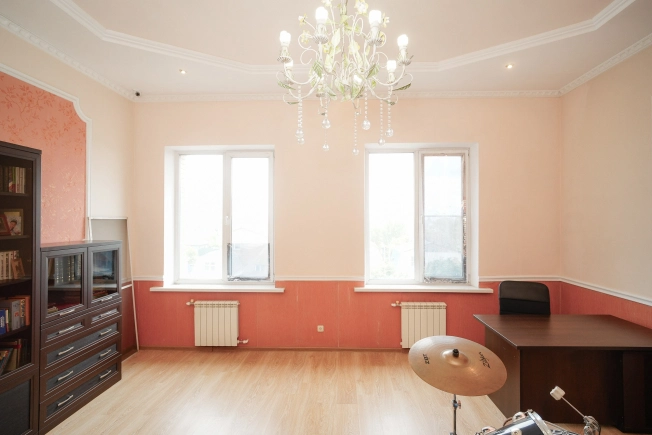 Купить дом в Омске. Вариант № 44414, 30, площадь -  квм, цена 26000000 рублей