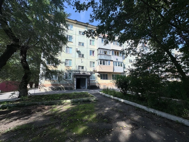 Купить трехкомнатную квартиру в Приморском крае. Вариант № 3449453, 20, площадь -  квм, цена 7400000 рублей