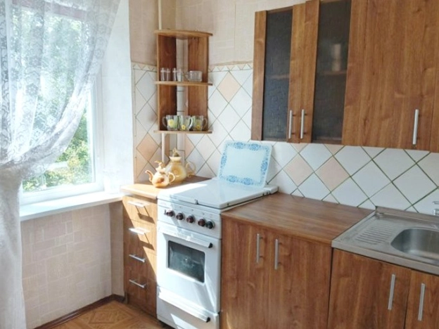 Купить трехкомнатную квартиру в Ростовской области. Вариант № 6239266, 7, площадь -  квм, цена 5500000 рублей