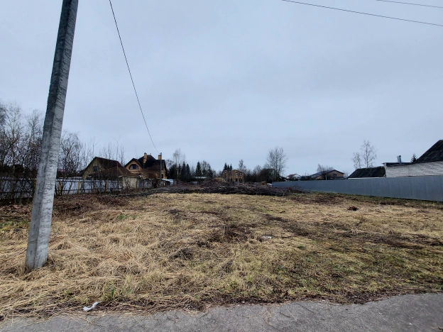 Купить земельный участок в Куровском. Вариант № 45178, 1, площадь -  квм, цена 3500000 рублей