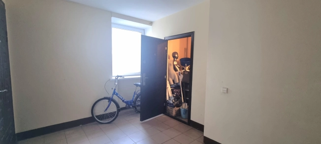 Купить трехкомнатную квартиру на улице Олега Кошевого в Калининграде. Вариант № 9158525, 9, площадь -  квм, цена 7490000 рублей