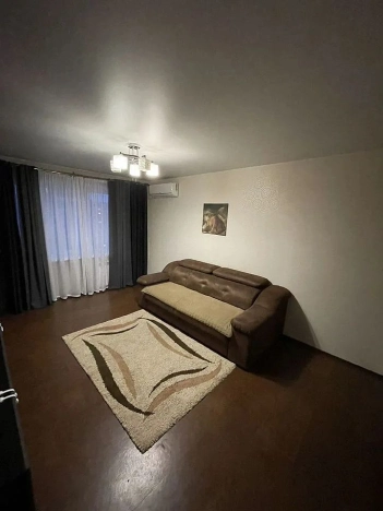 Купить трехкомнатную квартиру в Новосибирске. Вариант № 9191326, 5, площадь -  квм, цена 8700000 рублей