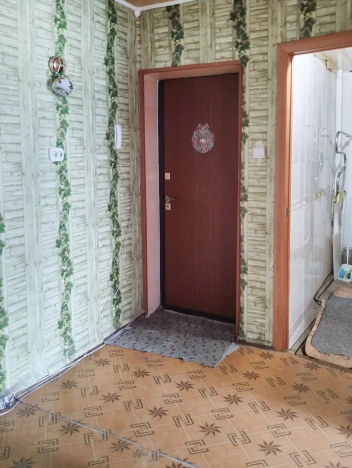 Купить трехкомнатную квартиру в Амурской области. Вариант № 7625933, 11, площадь -  квм, цена 3500000 рублей