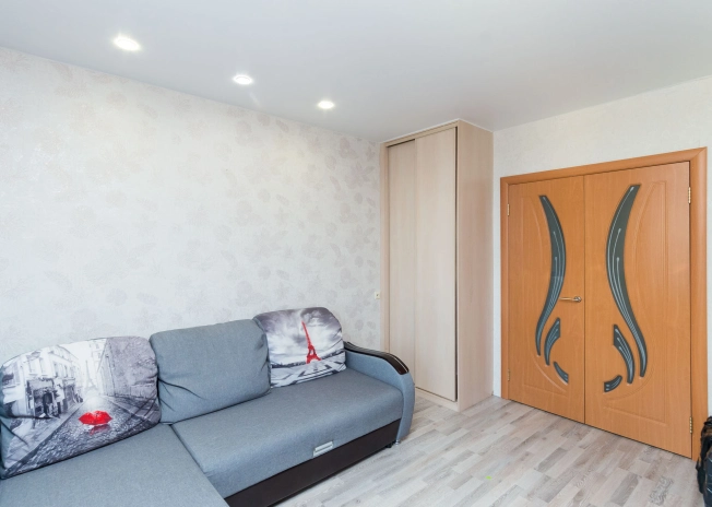 Купить двухкомнатную квартиру в Тюменской области. Вариант № 16637, 2, площадь -  квм, цена 5700000 рублей