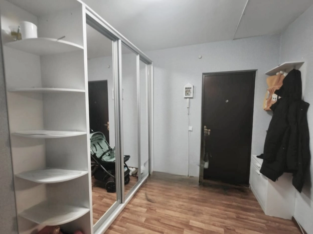 Купить двухкомнатную квартиру в Краснодаре. Вариант № 8038115, 8, площадь -  квм, цена 6500000 рублей