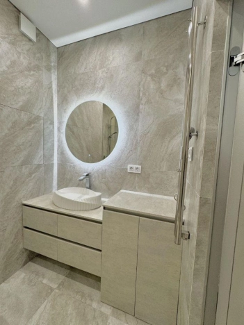 Купить квартиру в Москве. Вариант № 10434894, 15, площадь -  квм, цена 21000000 рублей