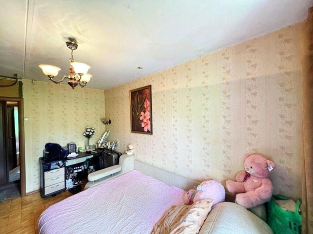 Купить квартиру в Москве. Вариант № 10134818, 8, площадь -  квм, цена 12750000 рублей