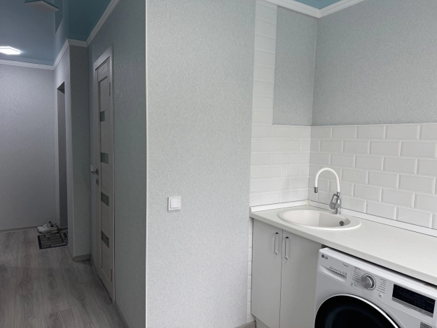 Купить однокомнатную квартиру на улице Олимпийская в Калининградской области. Вариант № 1808307, 11, площадь -  квм, цена 2450000 рублей