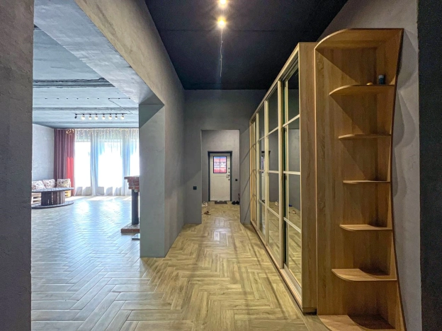 Купить дом в Тюменской области. Вариант № 43350, 18, площадь -  квм, цена 37000000 рублей